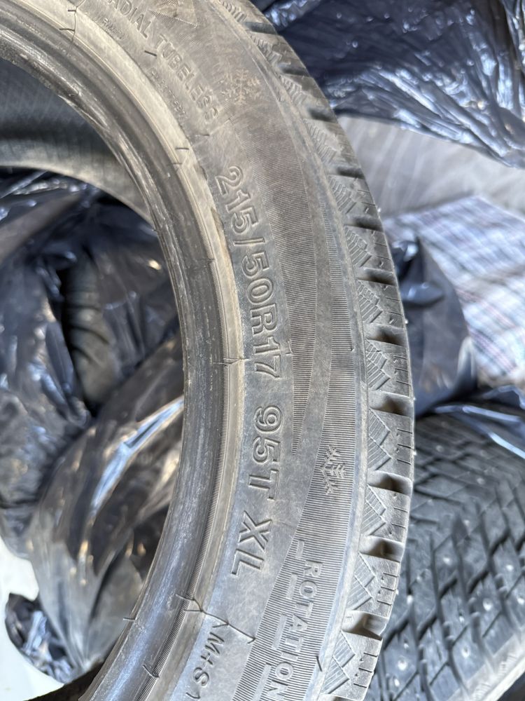 Зимние шины 215/50/R17