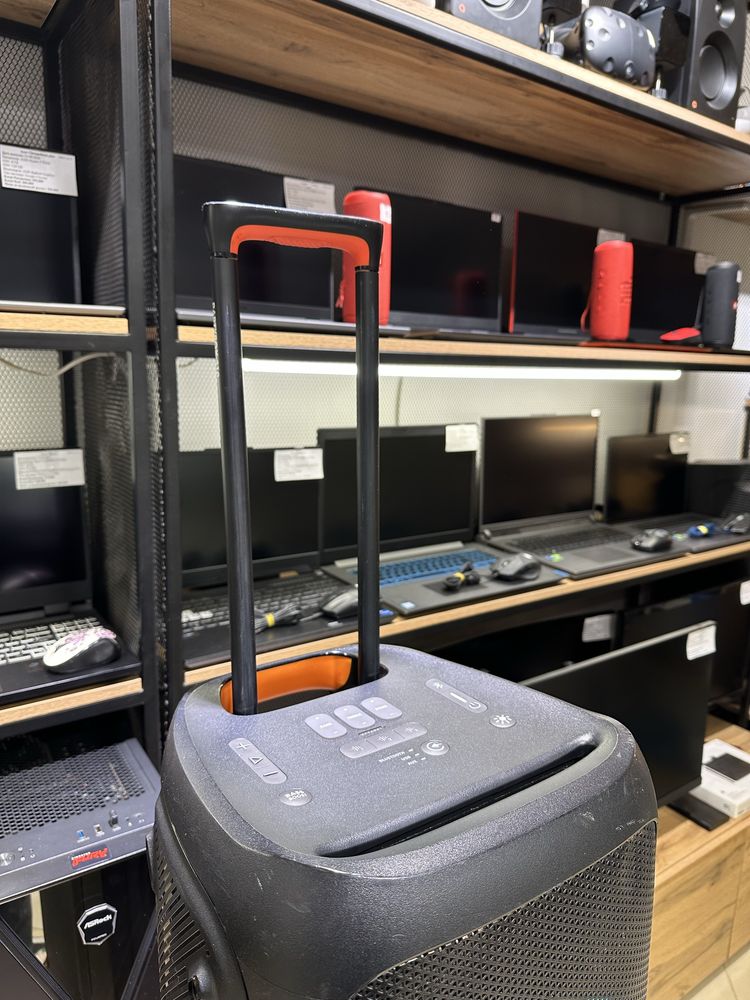 Портативная колонка JBL PartyBox 310, 240 Вт, 10270/А10