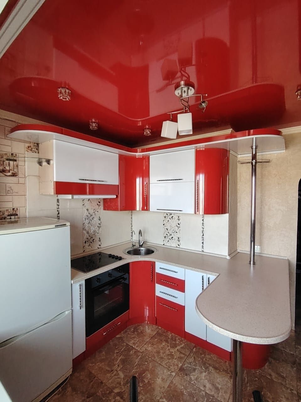 Продам 1-ком квартиру район маг.Короны.