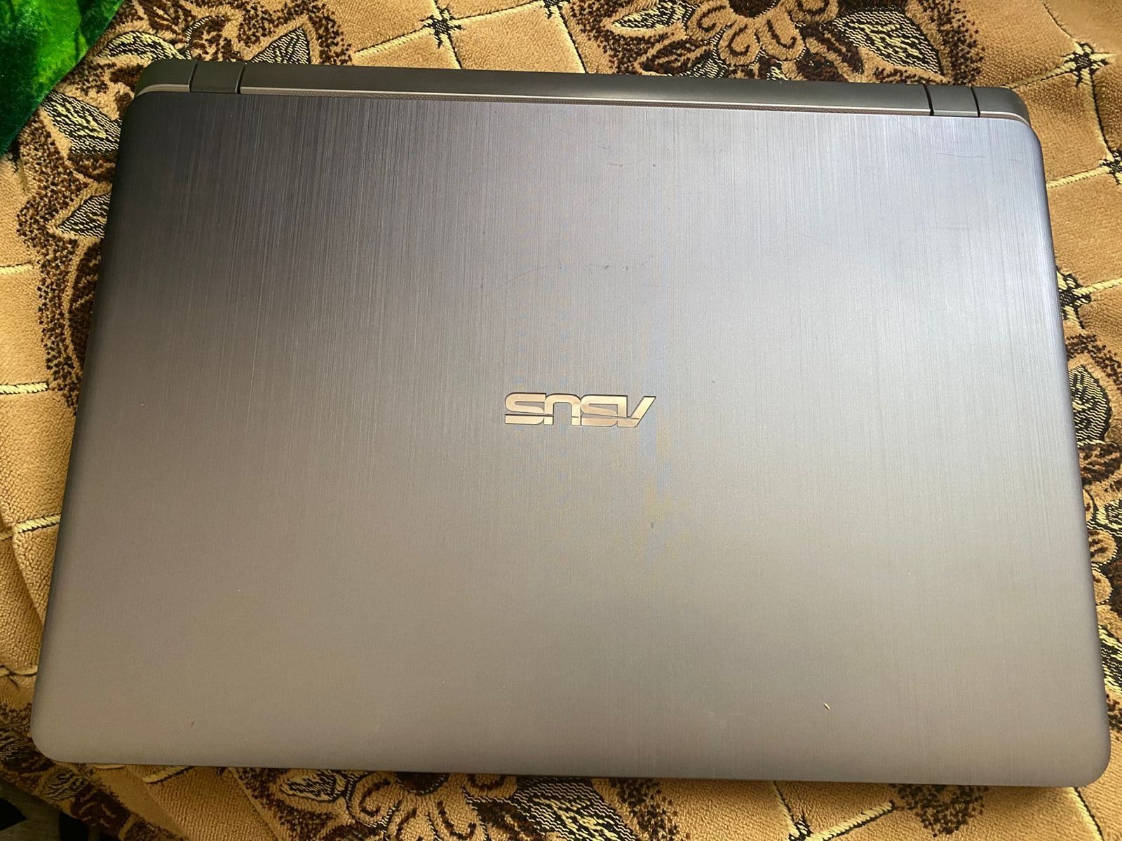 Продам ноутбук бизнес класса Asus core i3