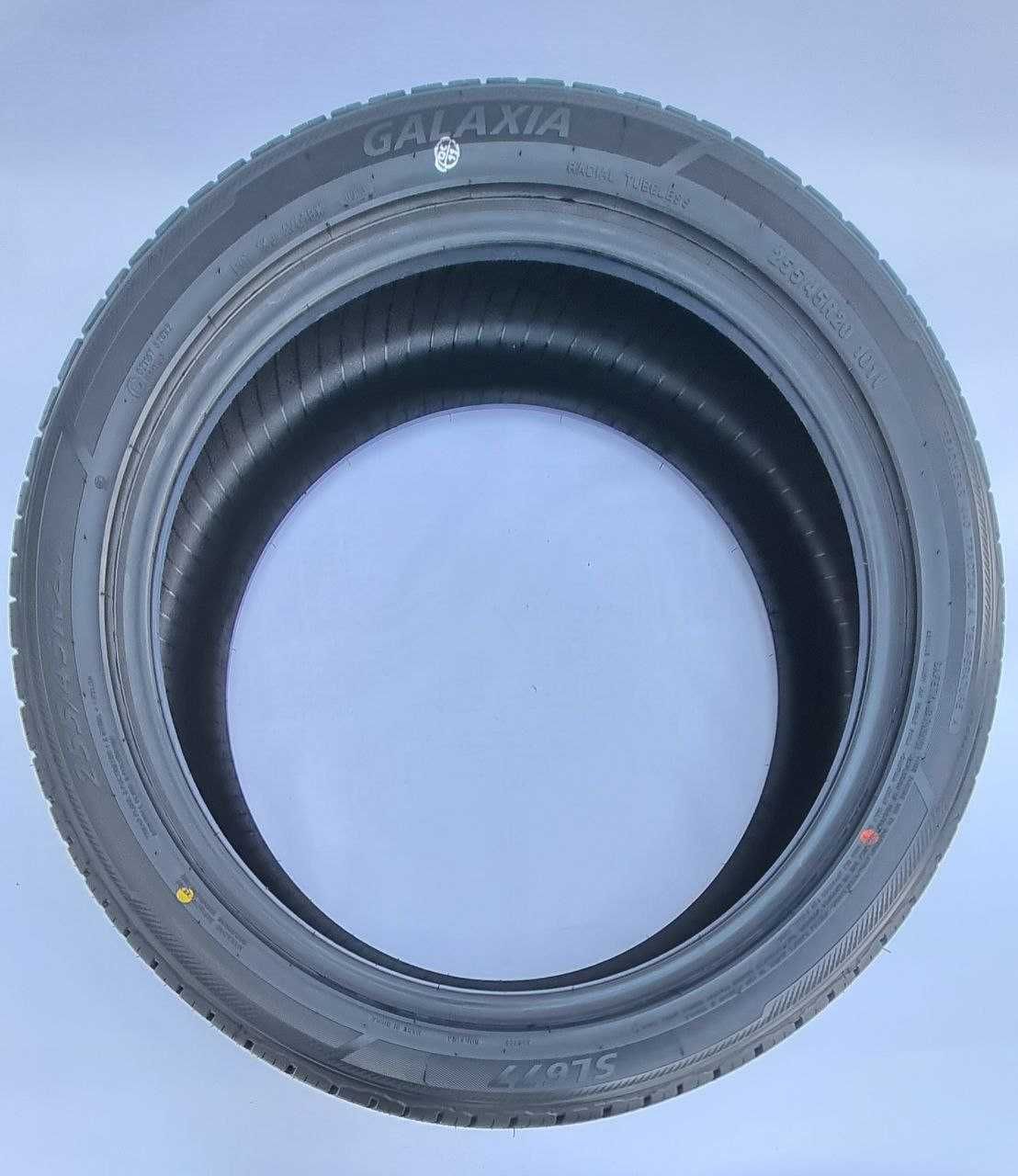 255/45R20 101V — GALAXIA SL677