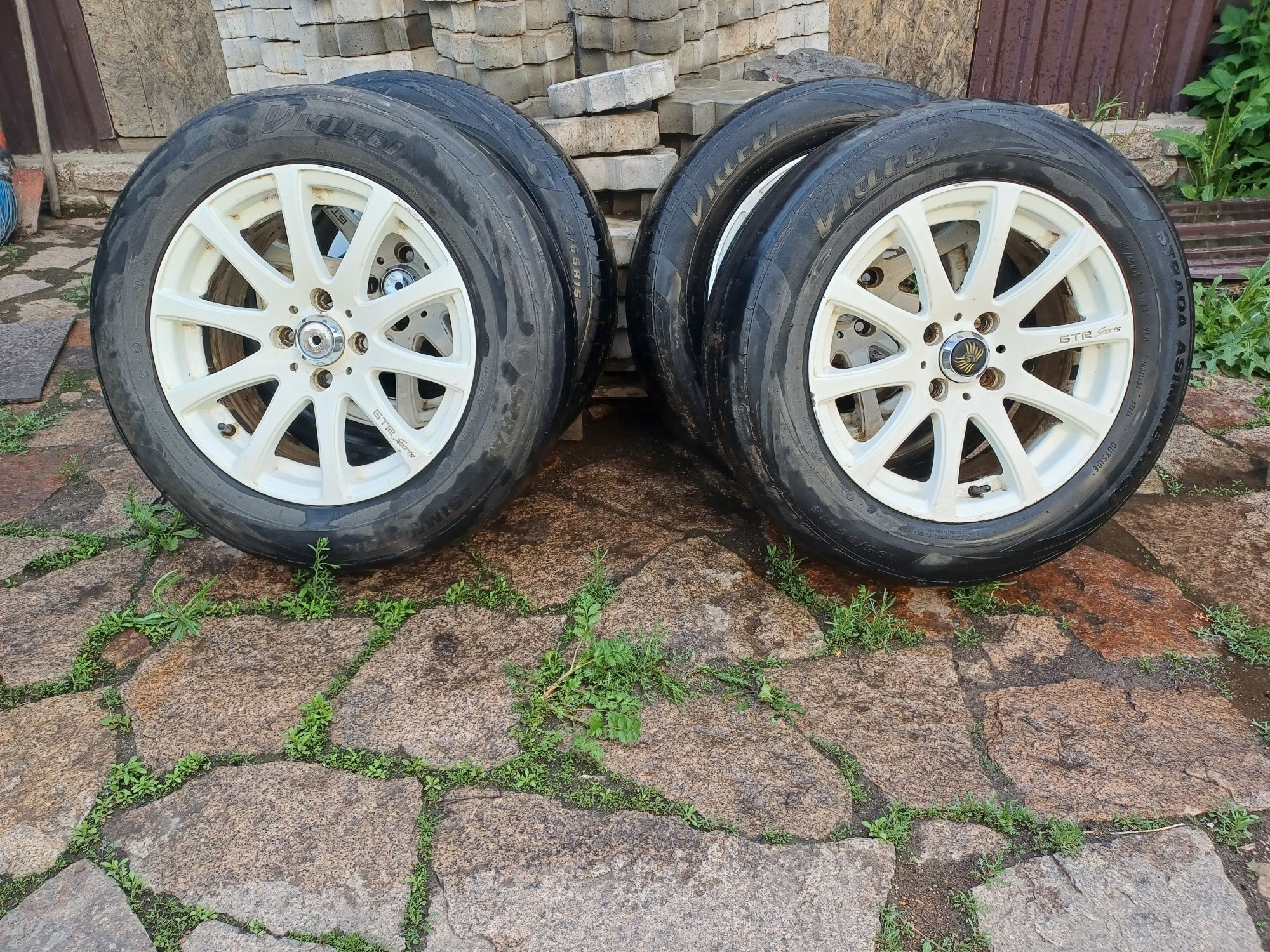 Продам диски на 15