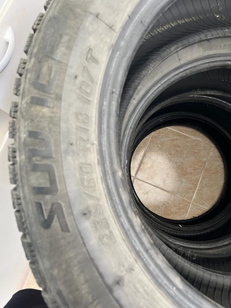 Продается автошины размер  235/60 R 18 107 T