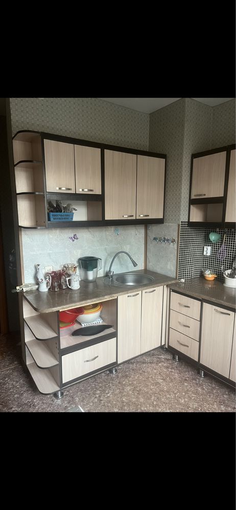 Продам 2х комнатную в центре