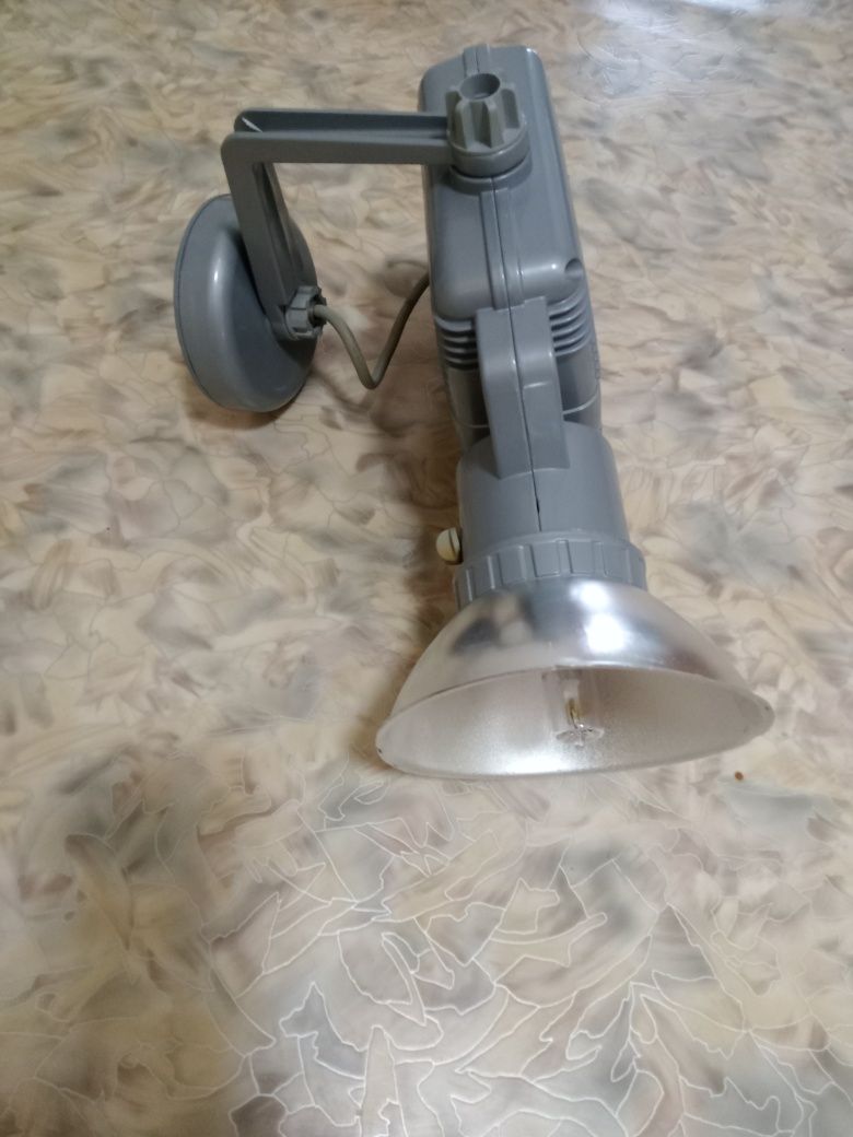 Продам фонарь для освещения
