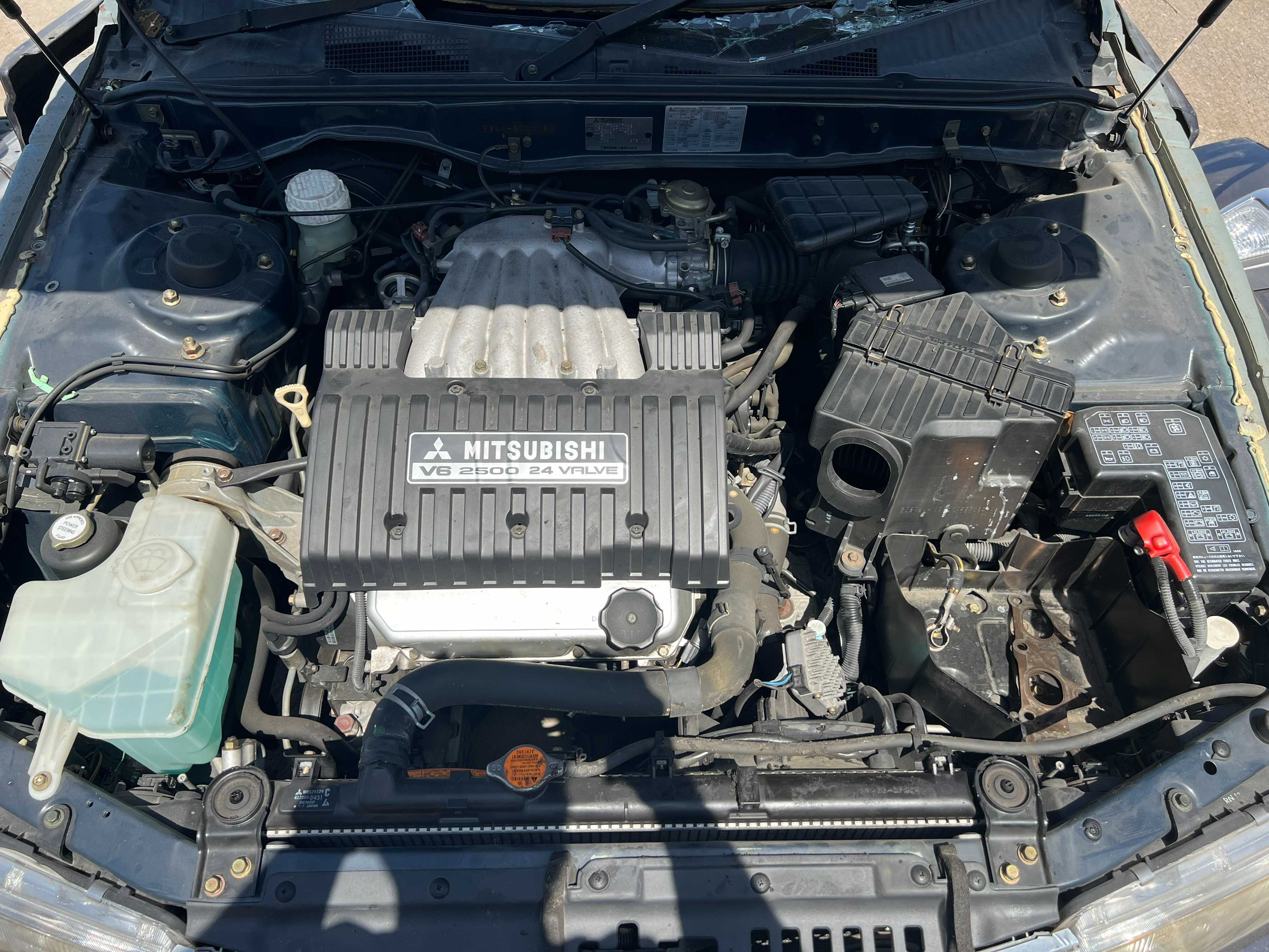 Mitsubishi Diamante 2004г.в. V-2.5 6A13 из Японии по запчастям