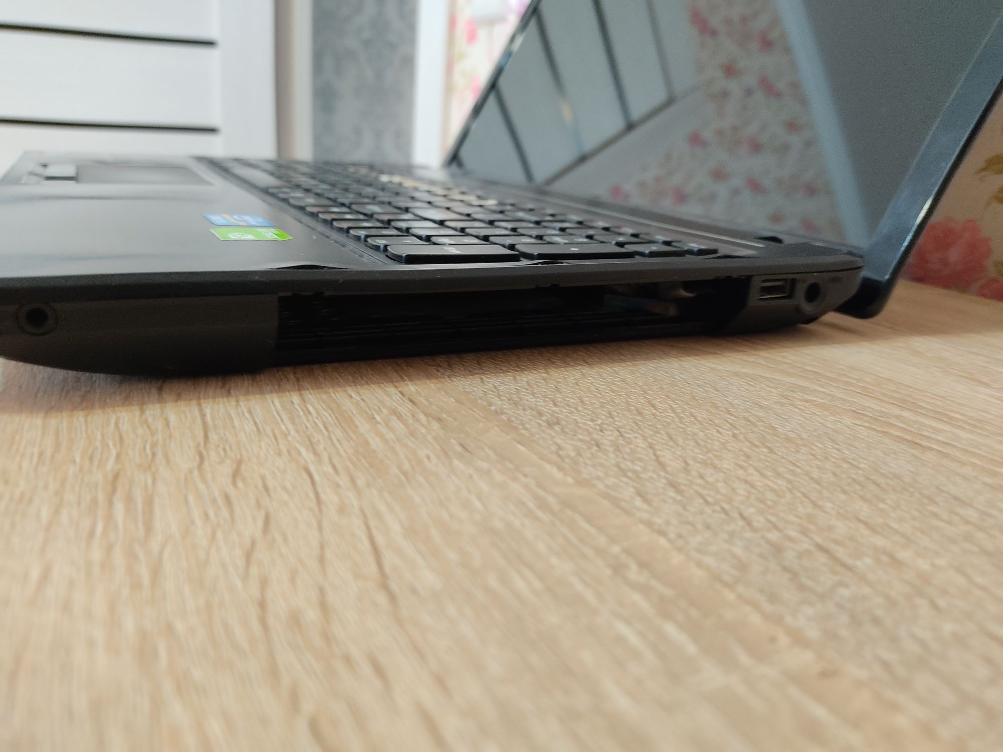 Продам ноутбук Lenovo g580
