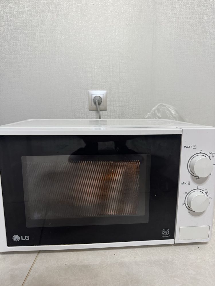 Микроволновка LG