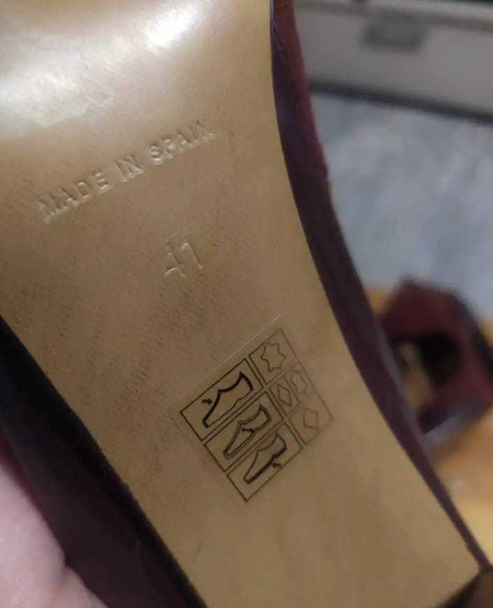 Продам туфли красивые