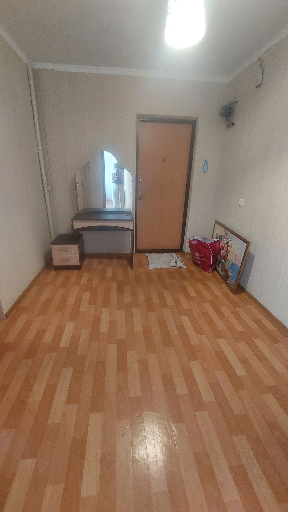 Продам 2-х комнатную квартиру по А. Молдагулова, в центре города