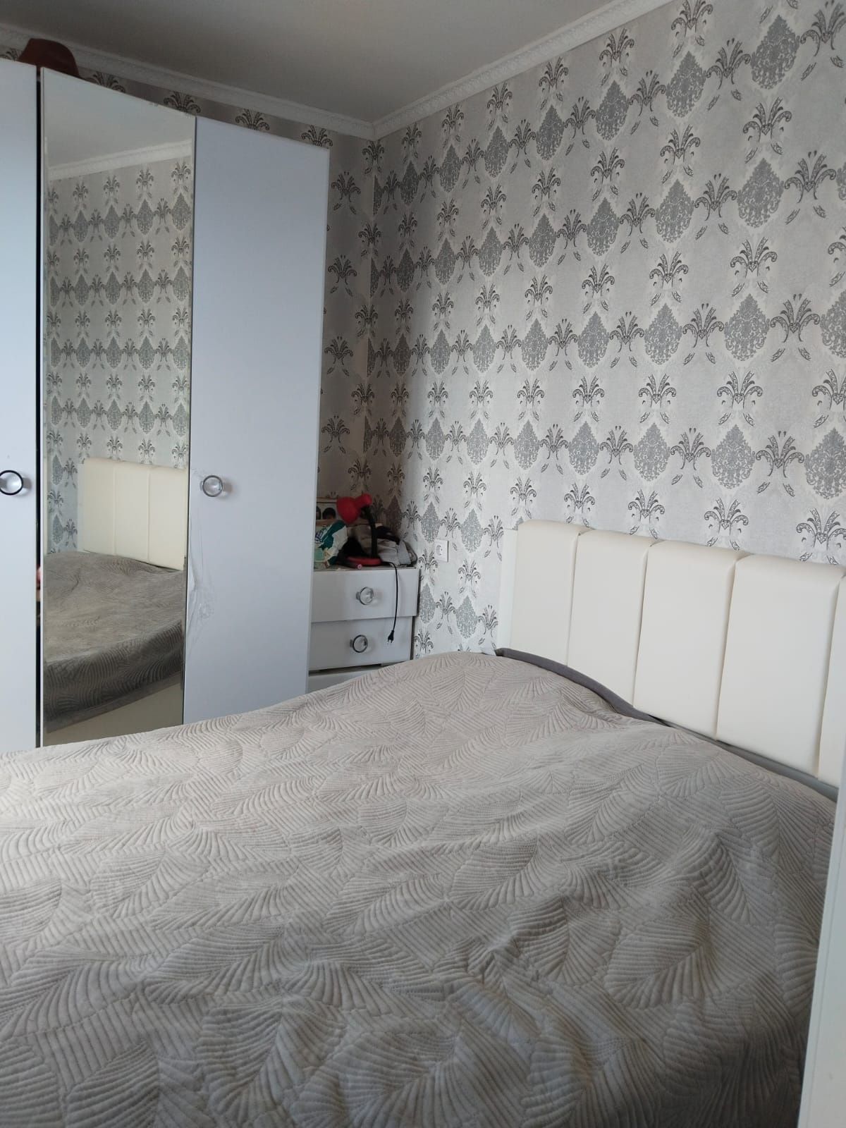 Продам 3 ком кв 49 м2 в районе универмаг