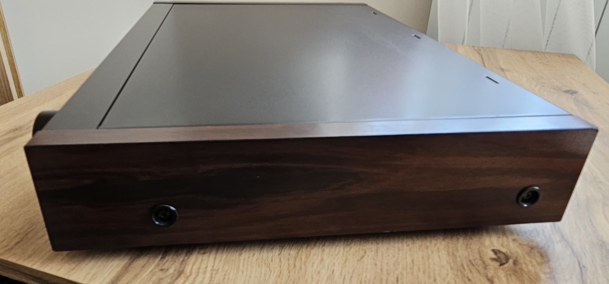 Тюнер Sony ST-S550es