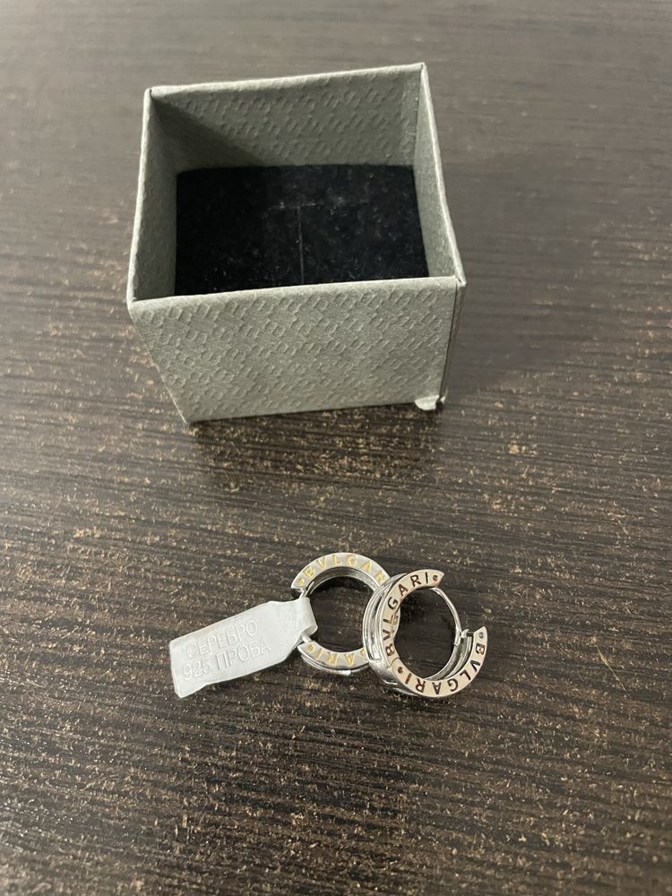 Серебряные сережки Bvlgari