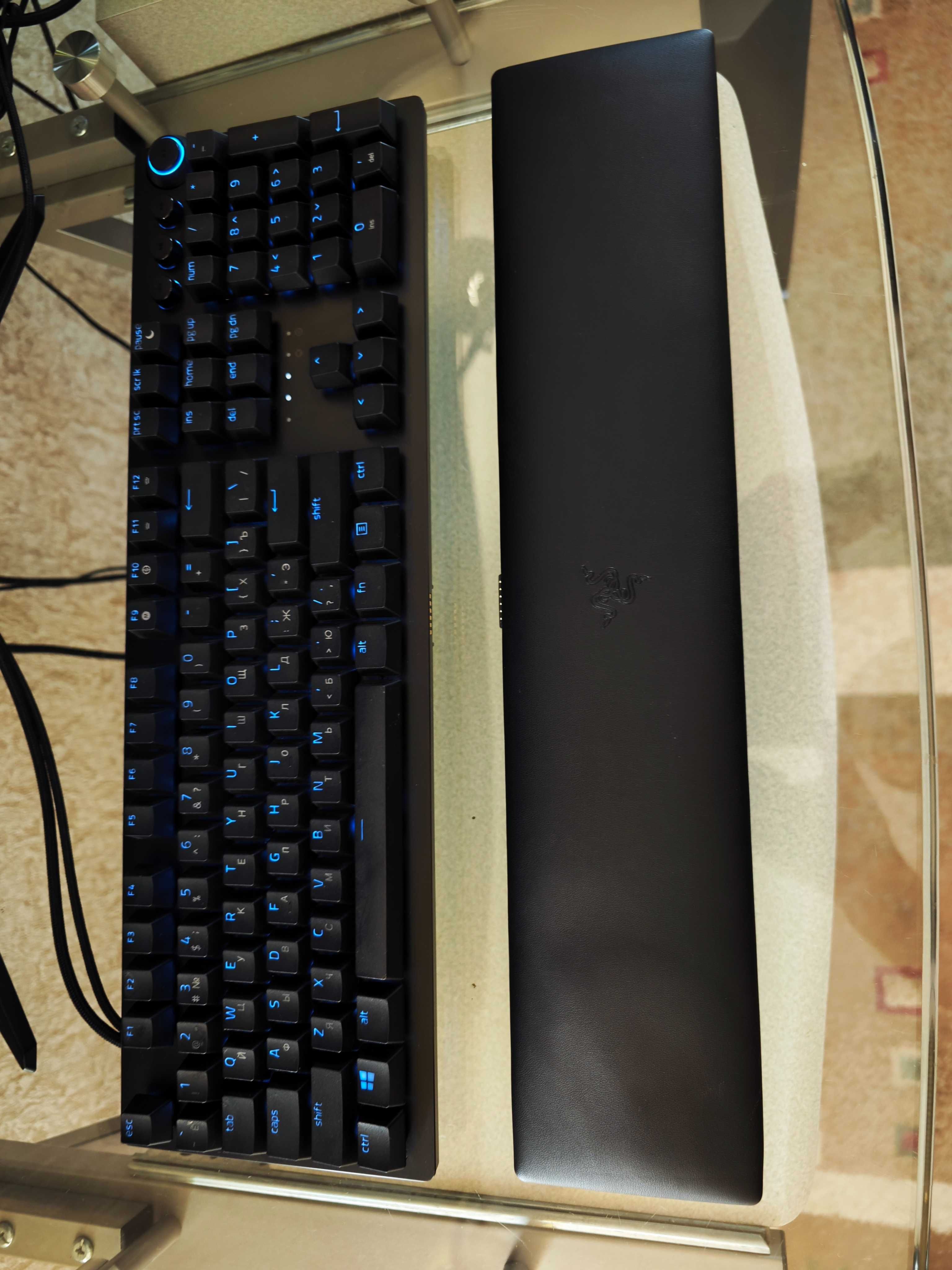 Игровая клавиатура "Razer Huntsman V2 Analog", оптико-механическая!