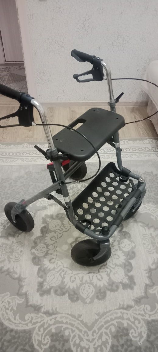 Ходунки для взрослых