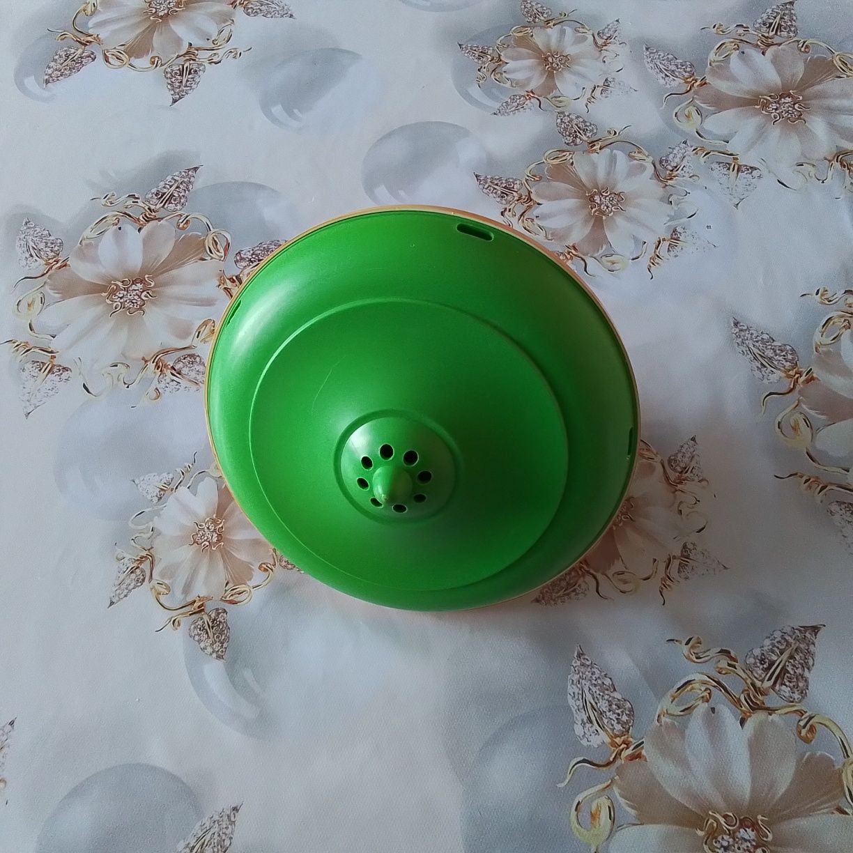 Продам юлу, состояние новой.