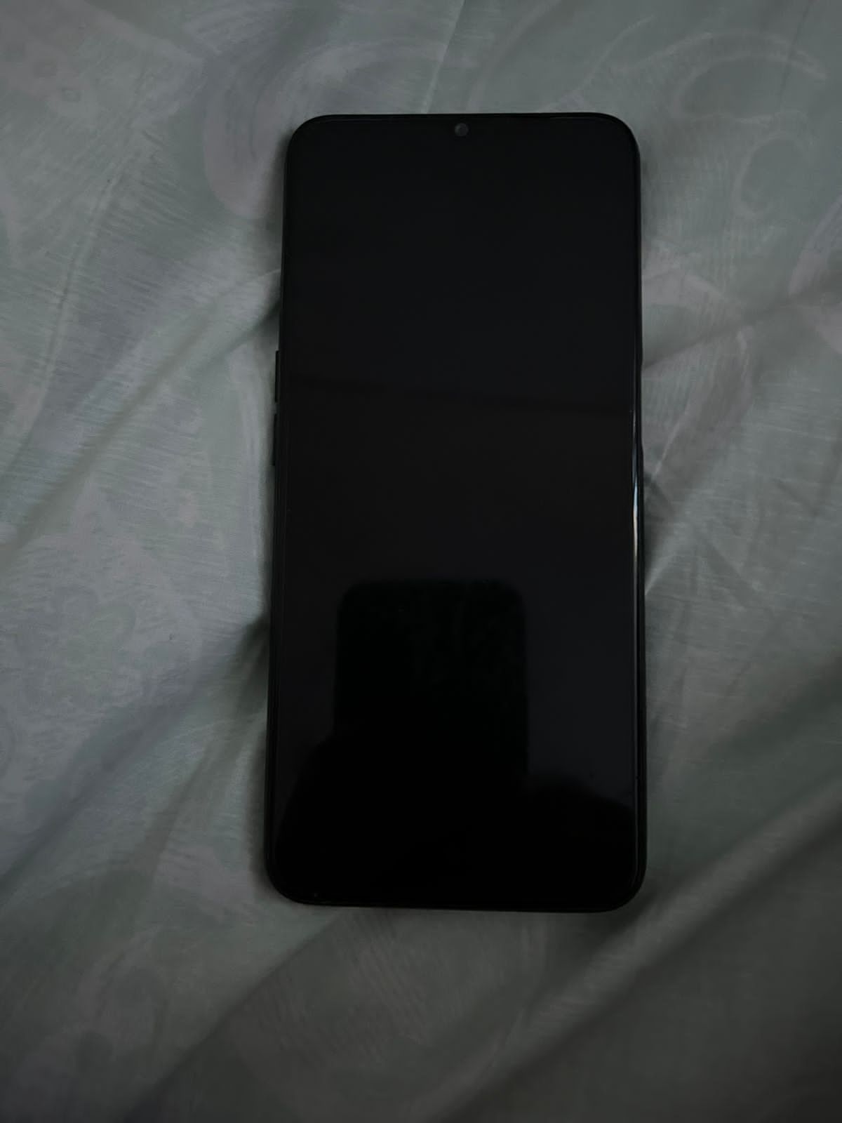 Oppo A16 в хорошем состоянии