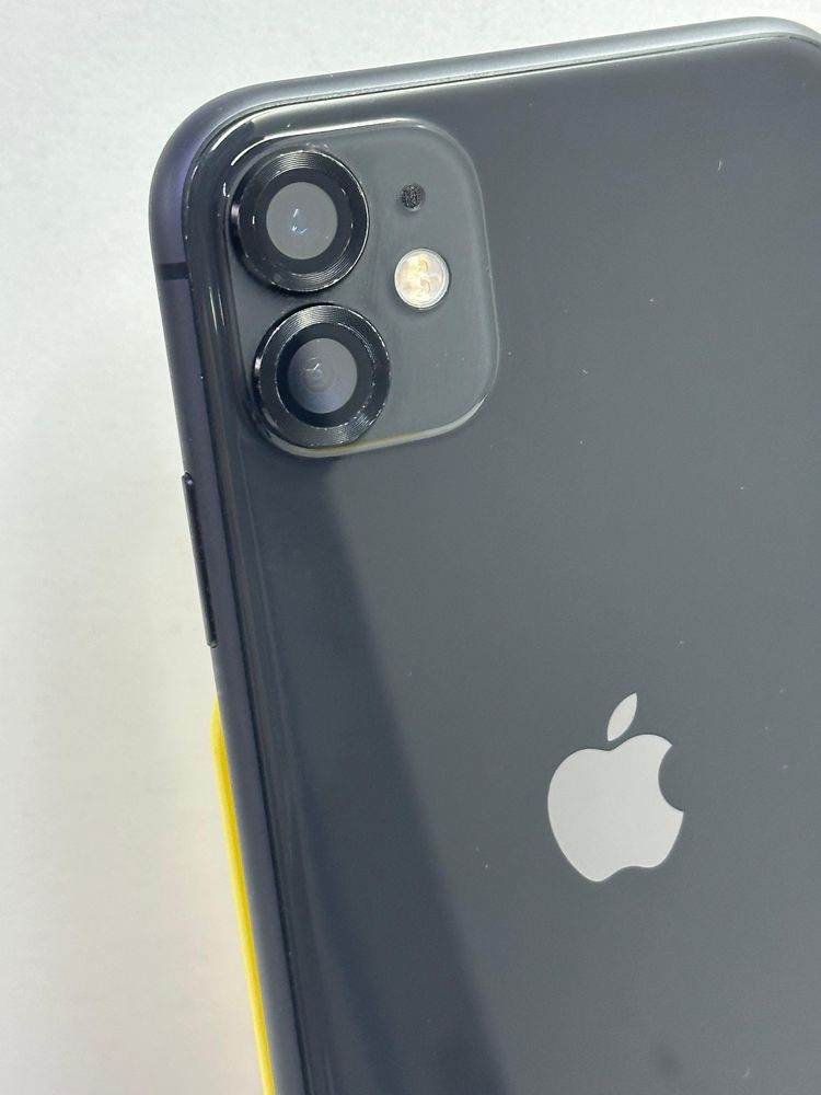 Продам Iphone 11