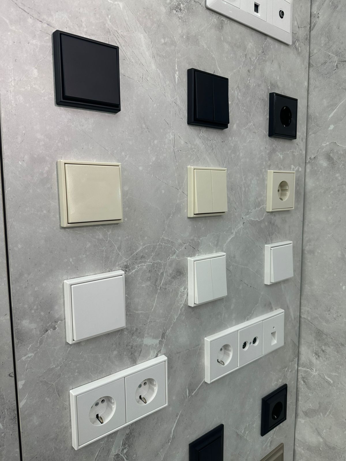 Розетки выключатели legrand, bticino, Schneider,jung,art gallery,abb