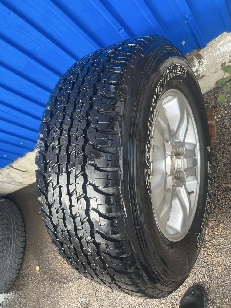 Продам 275/65 R17 на запаску