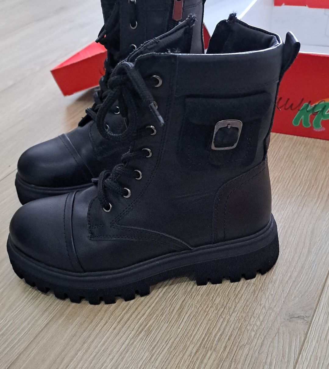 Продам сапоги на девочку