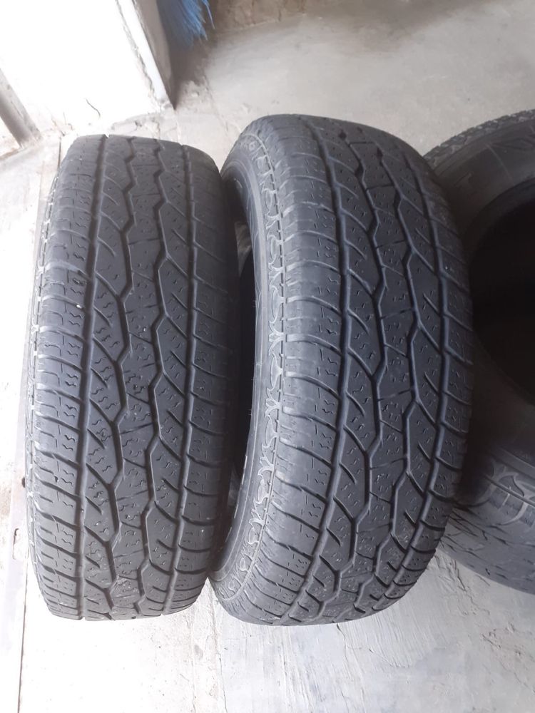 Продам летние шины R15/235/75