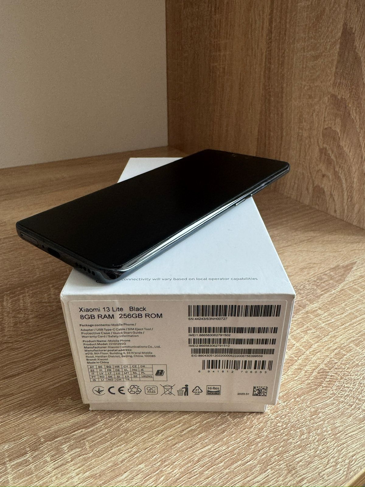 Продам XIAOMI 13 Lite
