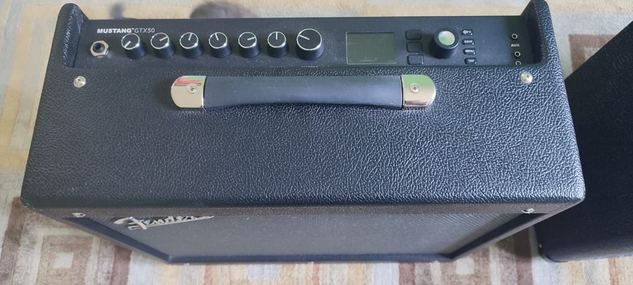 Комбоусилители Marshall,Fender