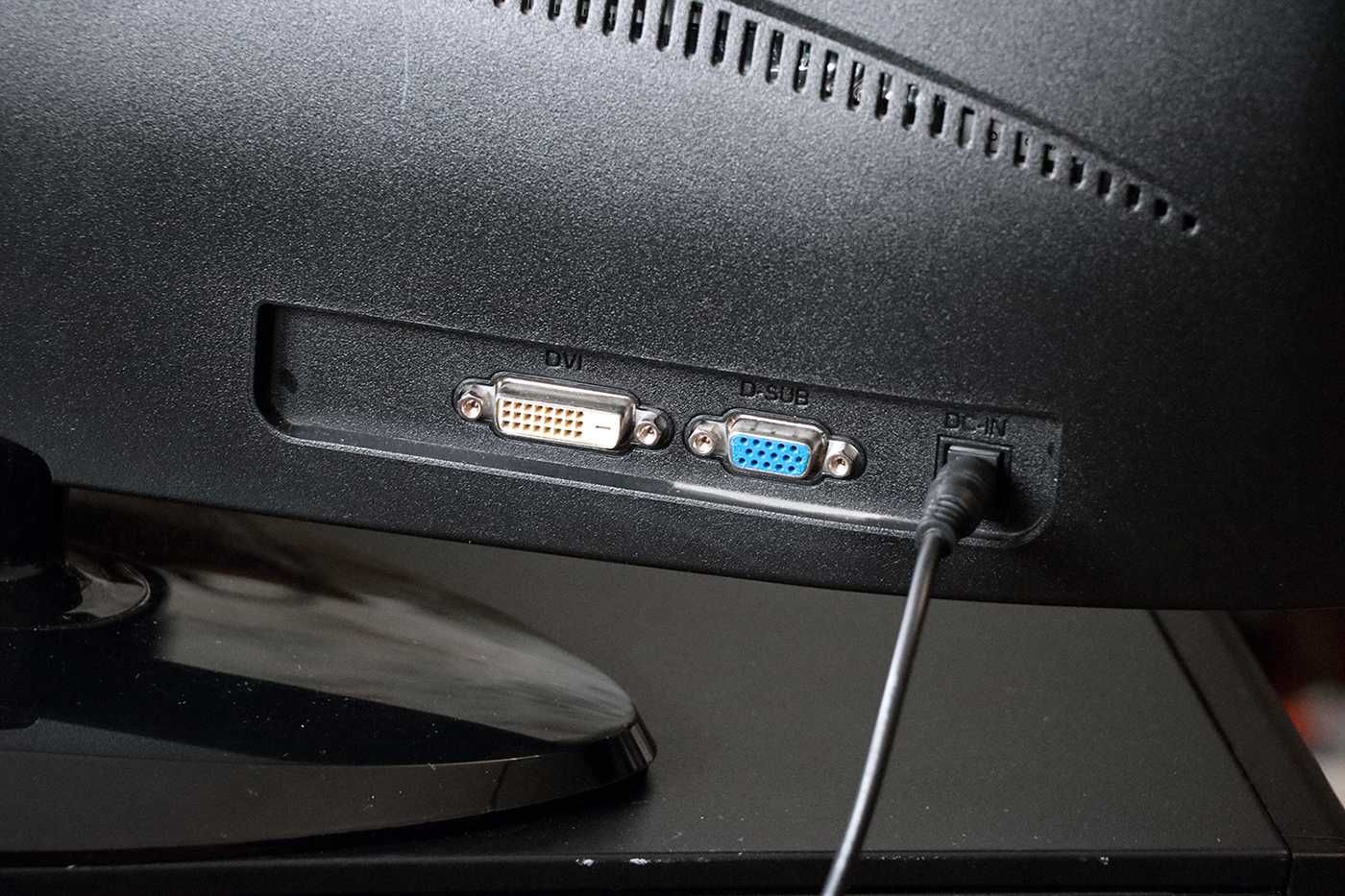 Монитор HP х22LED в подарок клавиатура DELUX
