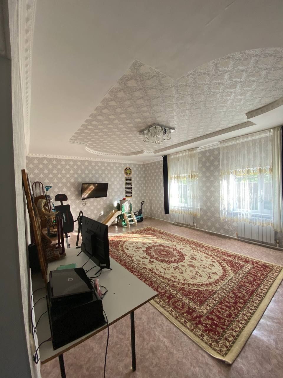 Продам частный дом по улице Айтеке би 66 кв 4 во дворе 2 дома рядом