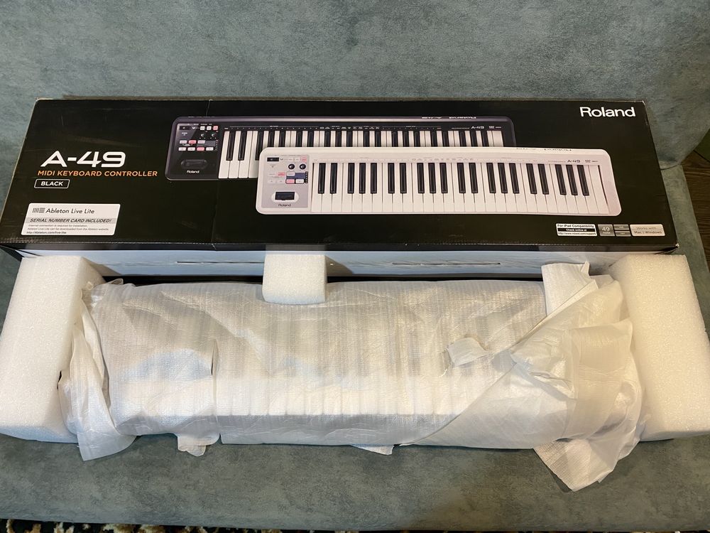 Клавиши MIDI Roland A-49