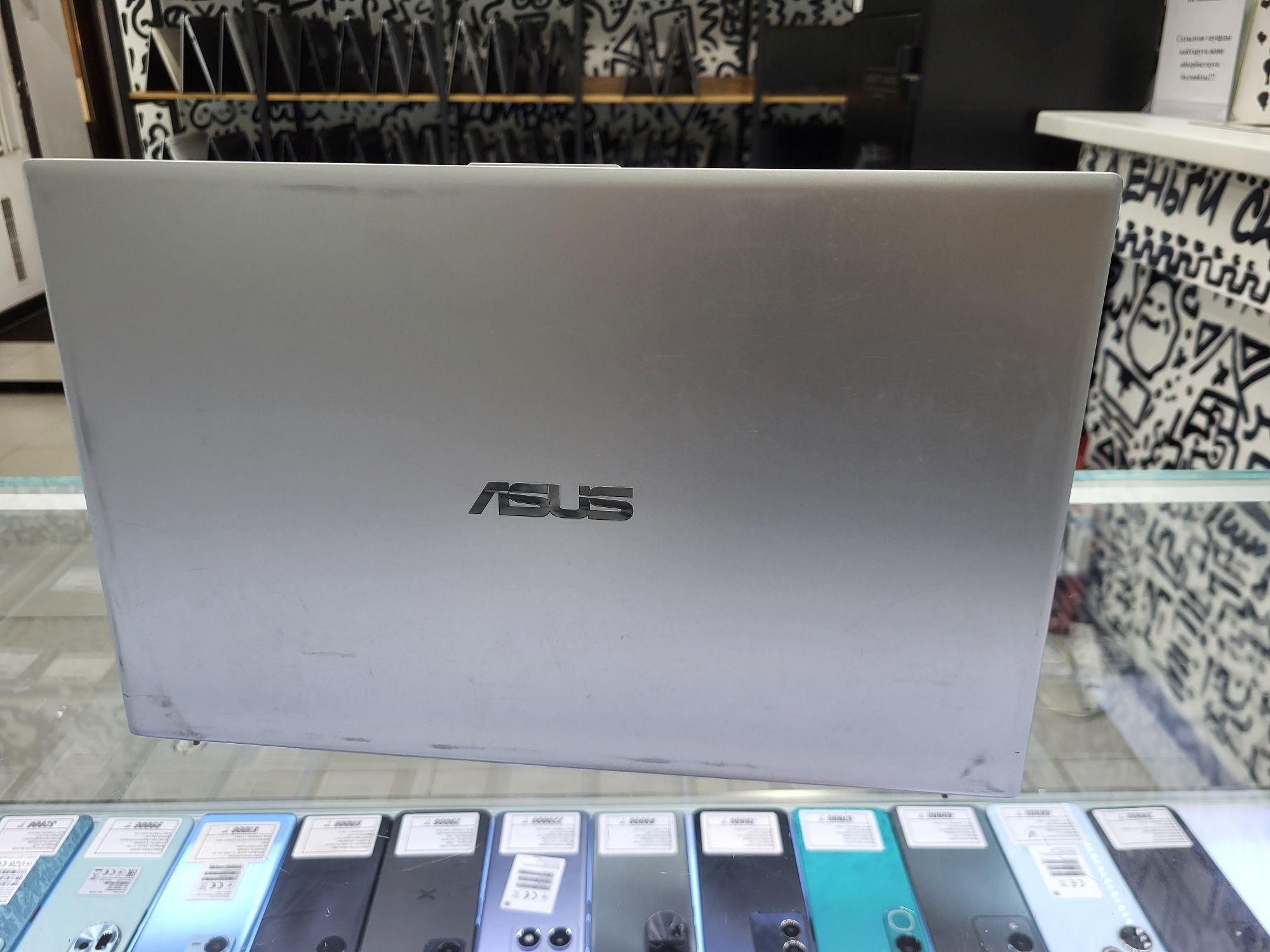 Ноутбук Asus core i5 8250u Озу 8гб ssd256gb рассрочка Реал ломбард