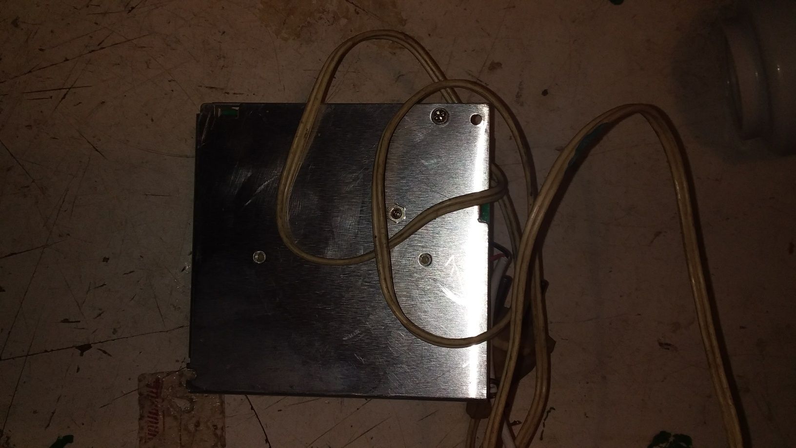 питание 12v к ленточномй подсветке
