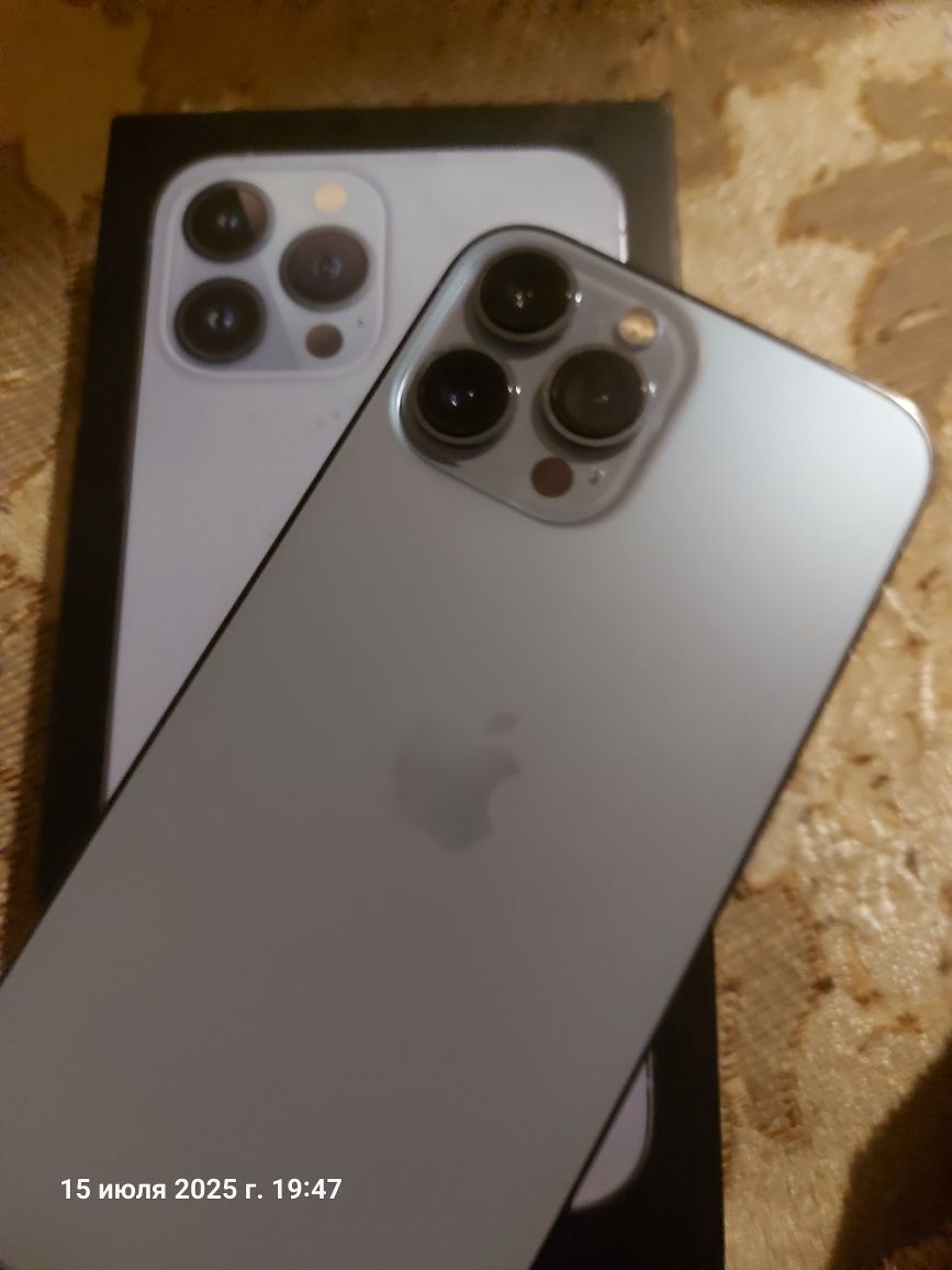 Продам срочно iPhone 13 Pro Max в хорошем состоянии 128 Гб
