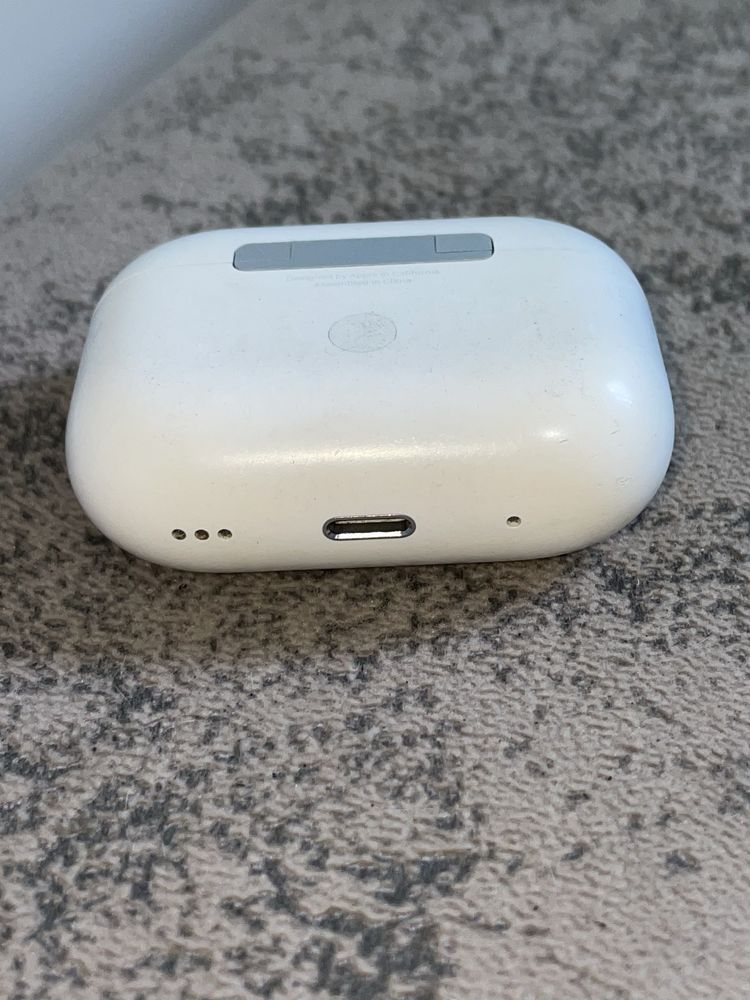 Продам air pods 2 pro Оригинал
