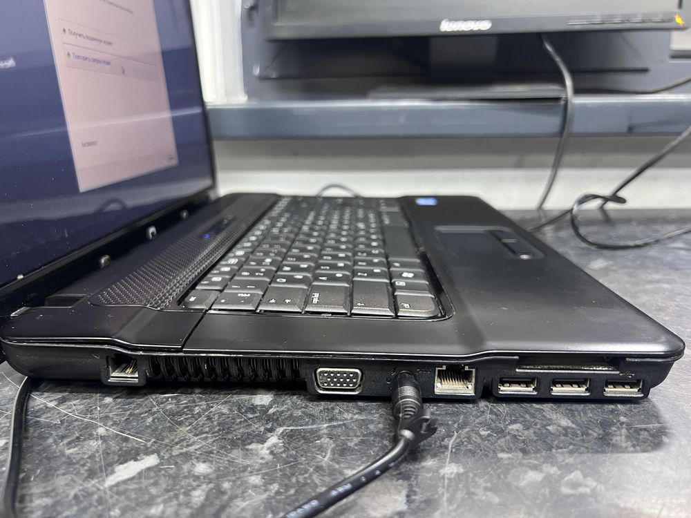 Ноутбук Compaq б/у