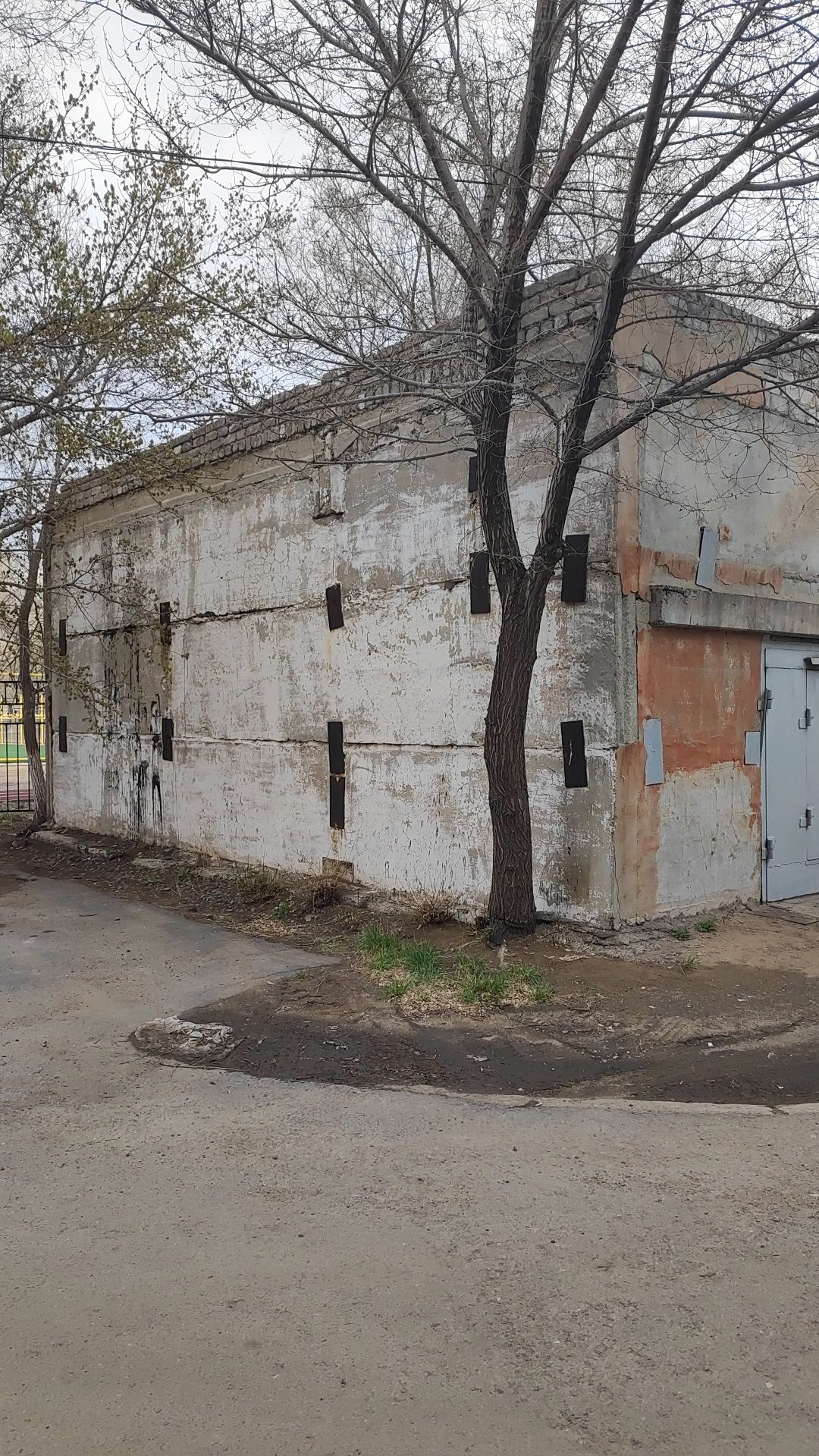 Продам шикарный Бокс  в центре города, за Налоговый комитетом!

Площад