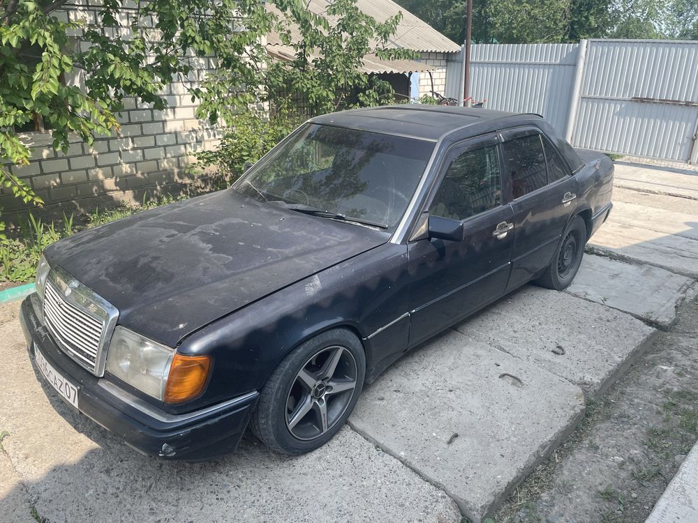 Продам мерседес е260