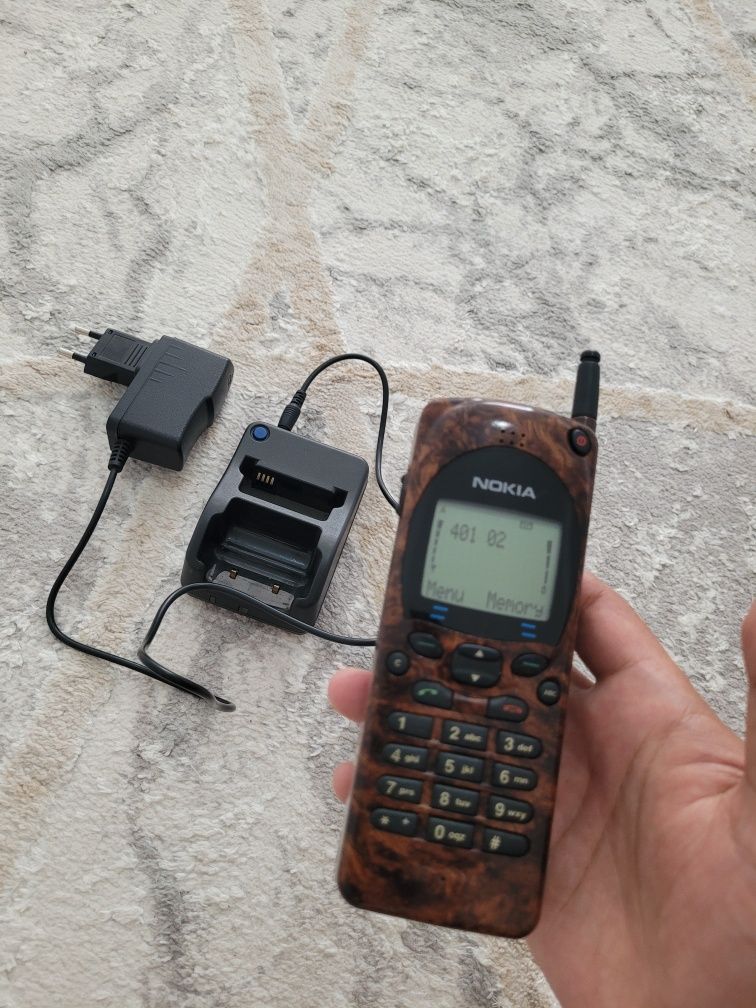 Nokia 2110       GSM
