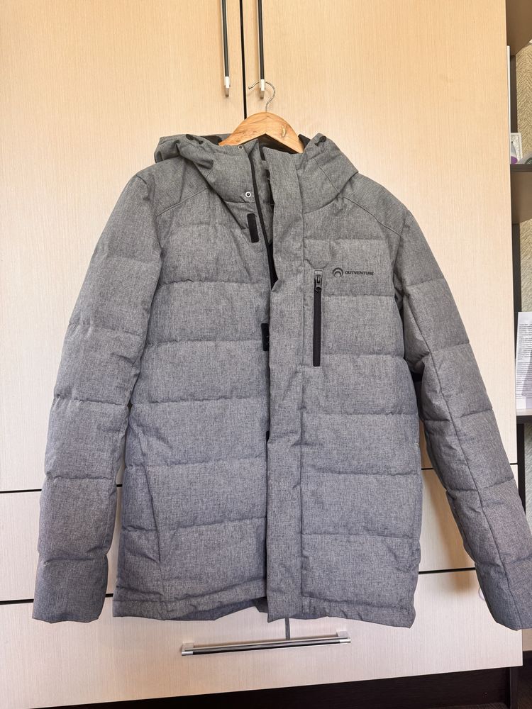 Продам зимние куртки