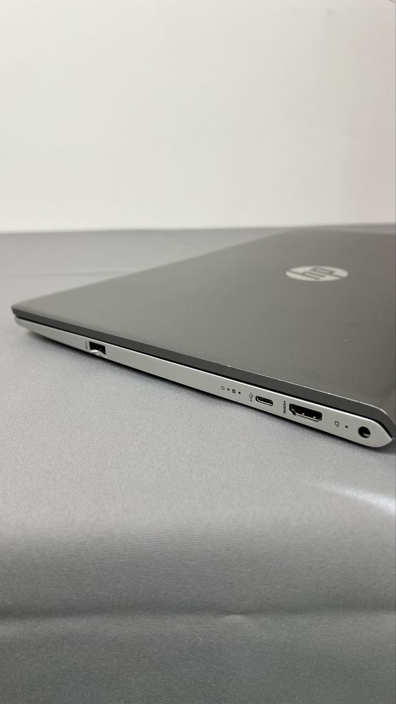 Ноутбук HP 15 CORE-i5-8250U|  SSD|  GEFORCE 940MX|