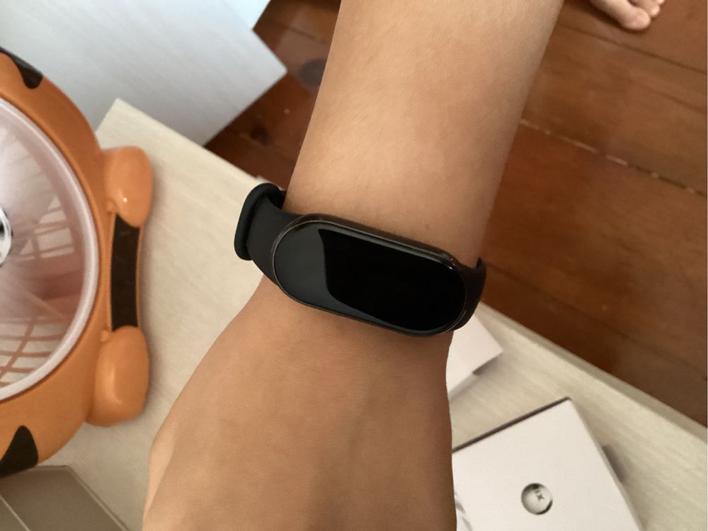 Xiaomi mi band 8