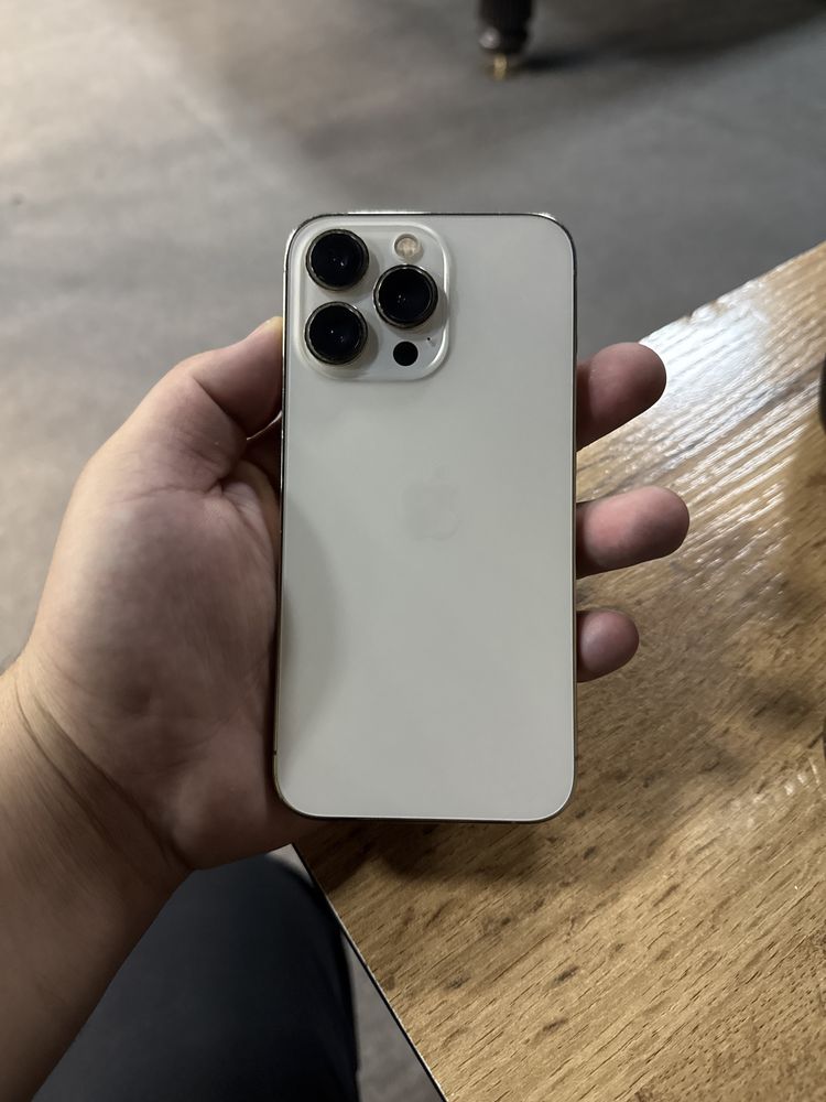 Iphone 13 pro золотистый