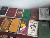 Продам книги в отличном состоянии.