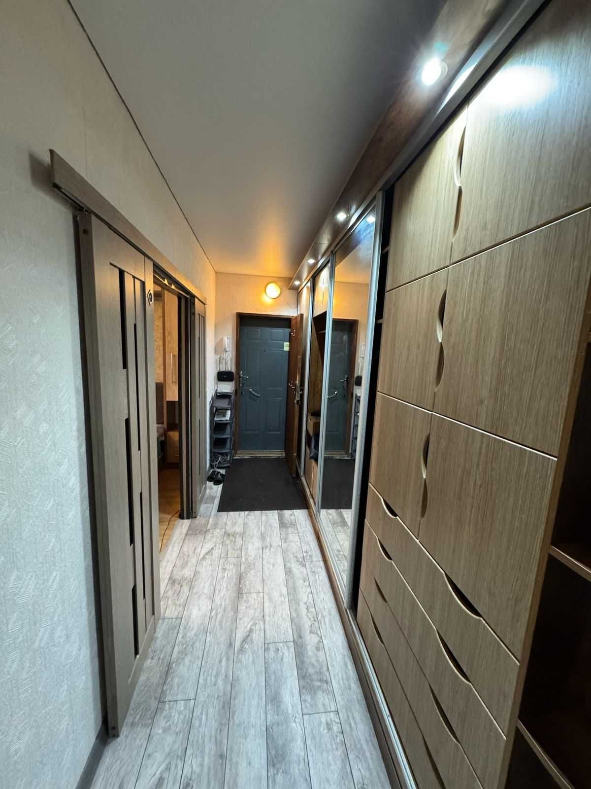 Продам 2-комн квартиру улучшенной планировки в мкр.Степной-2