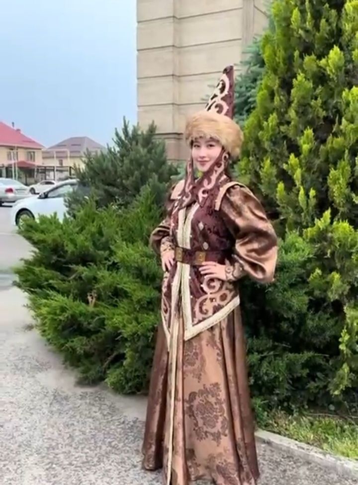 Тамада Асаба әнші бишілер 180000
