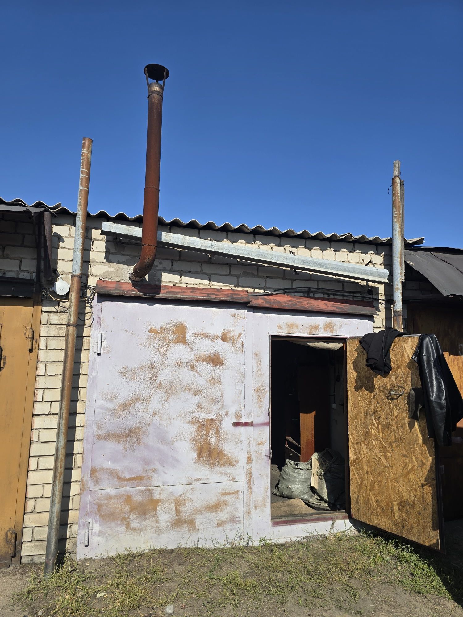 Продам гараж в корпоративе ,,звезда'' район 905, компос