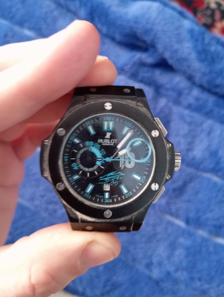 Продам Hublot Big bang