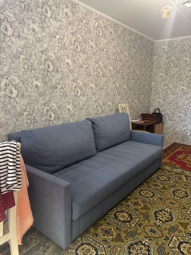 Продам диван в отличном состоянии