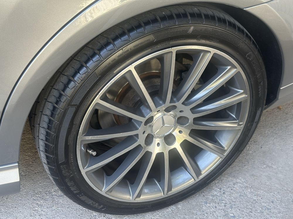 Mercedez benz r18 w212 w204 w219 w211
